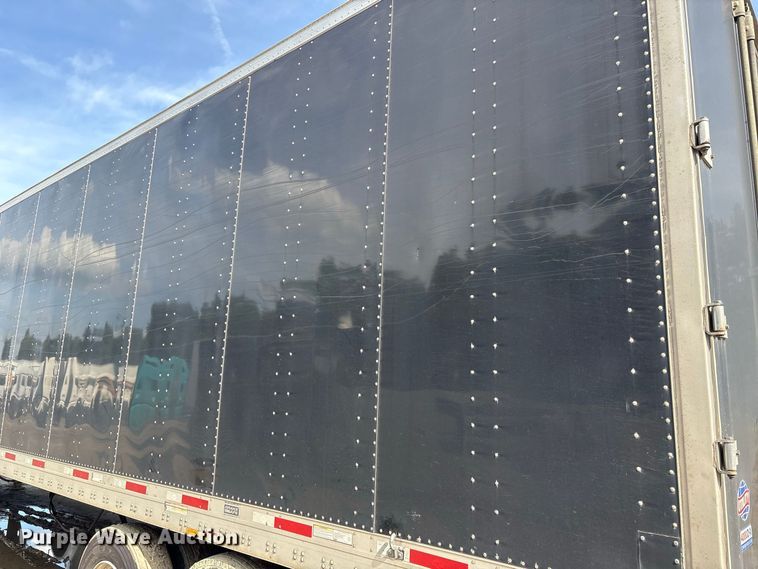 image for item YA4556 2018 Utility VS2DX dry van trailer