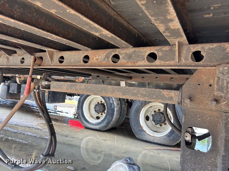 image for item YA4556 2018 Utility VS2DX dry van trailer