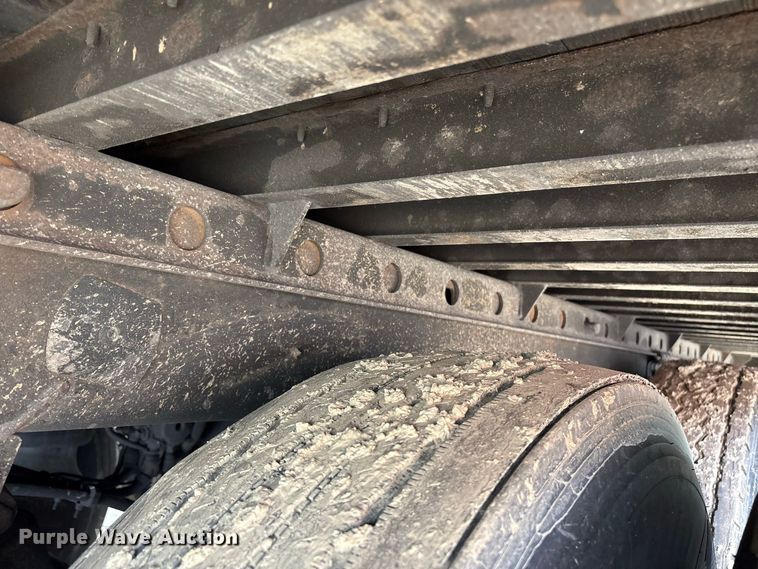 image for item YA4556 2018 Utility VS2DX dry van trailer