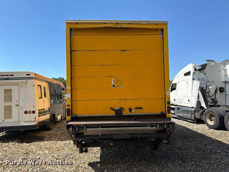image for item YA4624 2018 International MA025 box truck