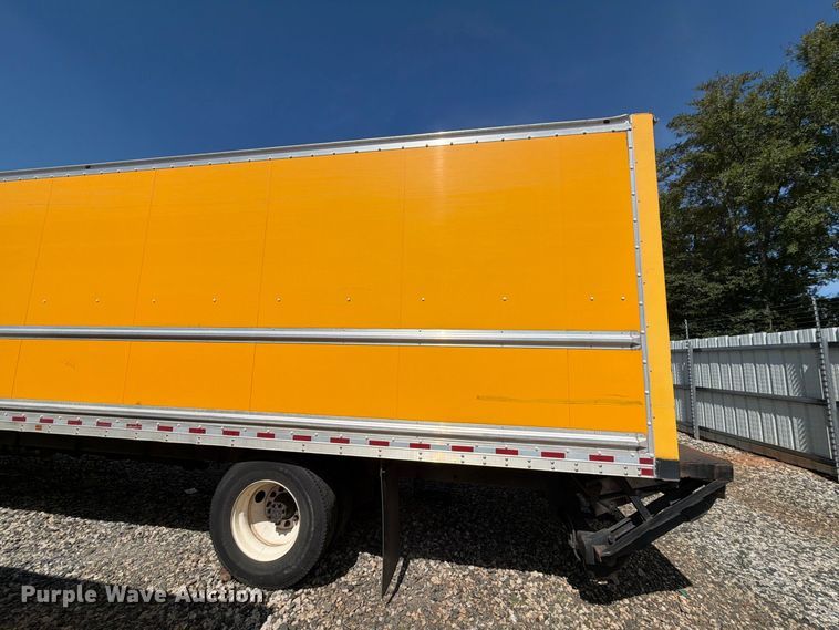 image for item YA4624 2018 International MA025 box truck