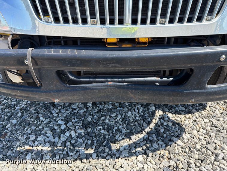 image for item YA4624 2018 International MA025 box truck