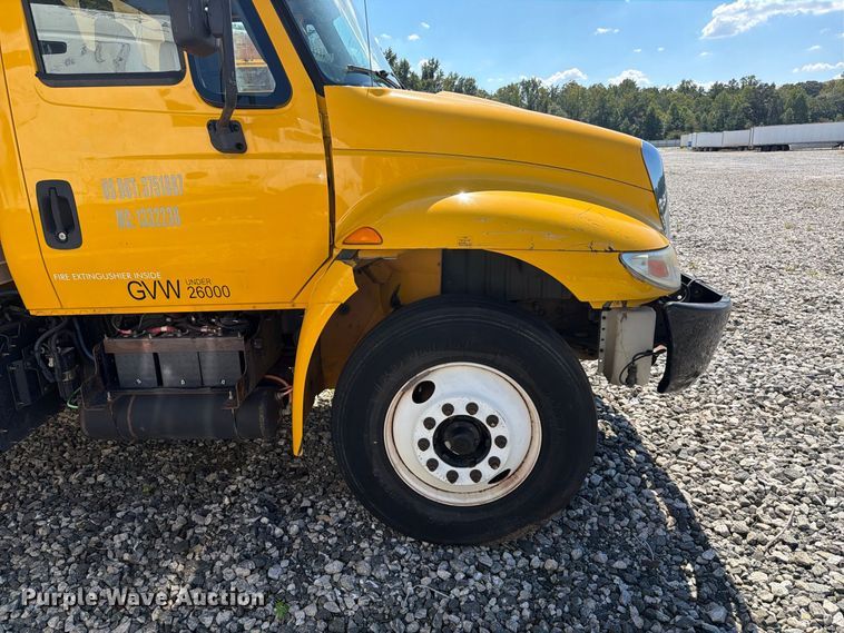 image for item YA4624 2018 International MA025 box truck