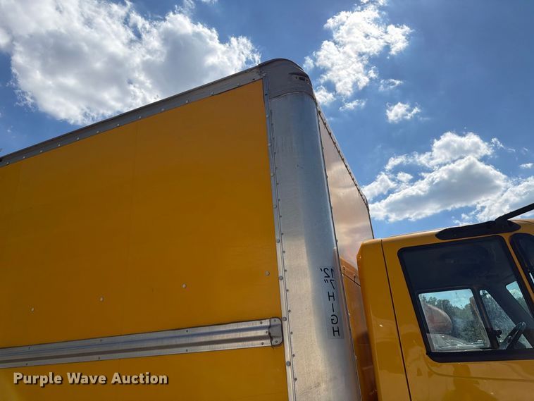 image for item YA4624 2018 International MA025 box truck
