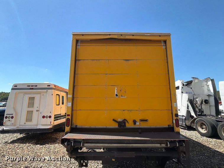 image for item YA4624 2018 International MA025 box truck