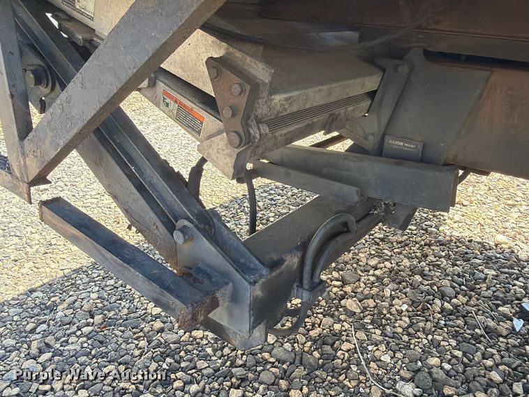 image for item YA4624 2018 International MA025 box truck