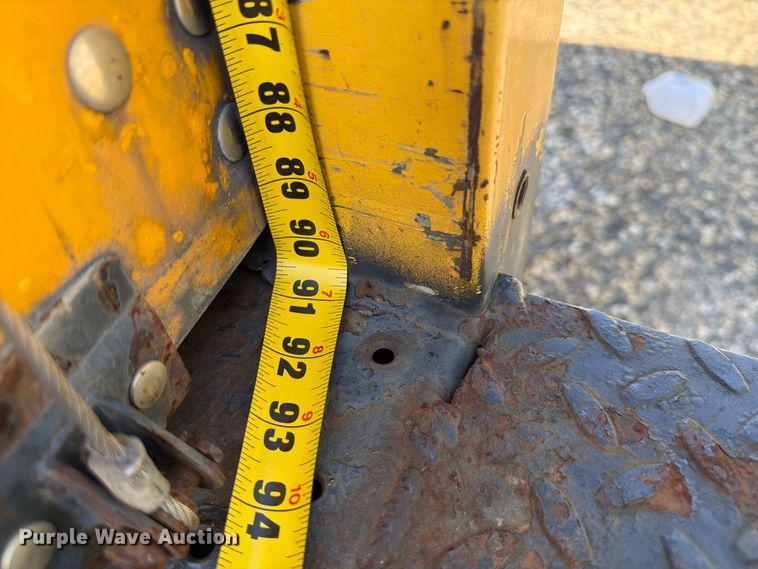 image for item YA4624 2018 International MA025 box truck