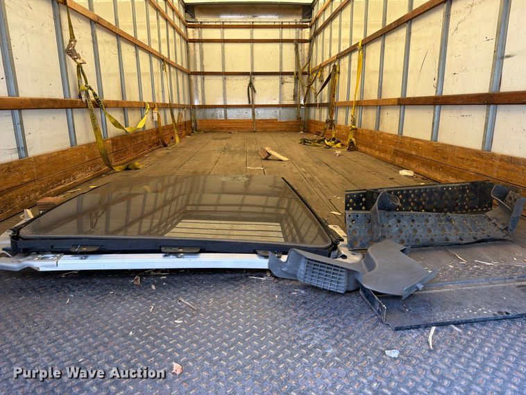 image for item YA4624 2018 International MA025 box truck