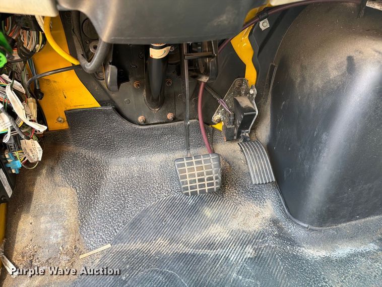 image for item YA4624 2018 International MA025 box truck