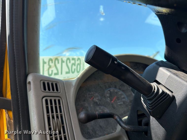 image for item YA4624 2018 International MA025 box truck
