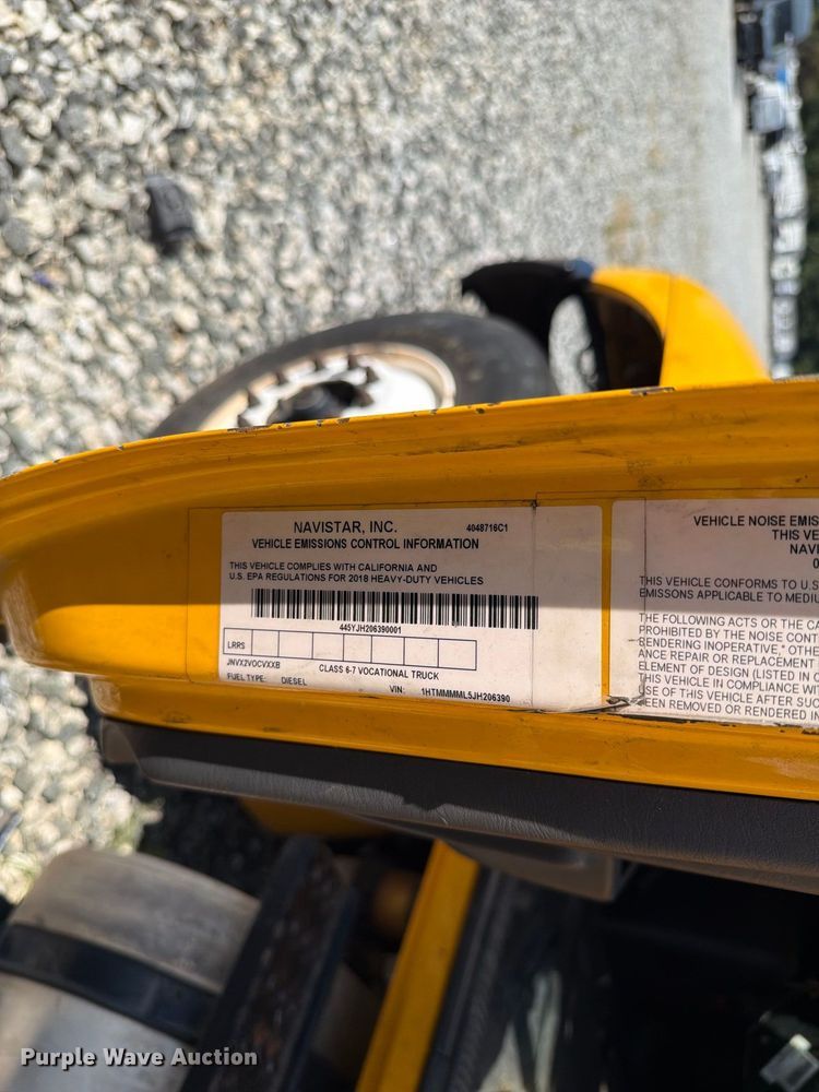 image for item YA4624 2018 International MA025 box truck