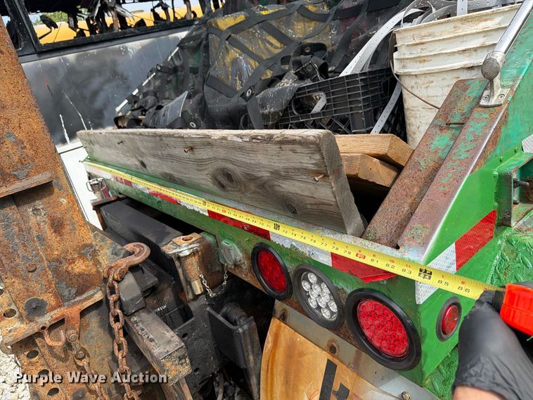 image for item YA4636 2017 International 8600 toter truck