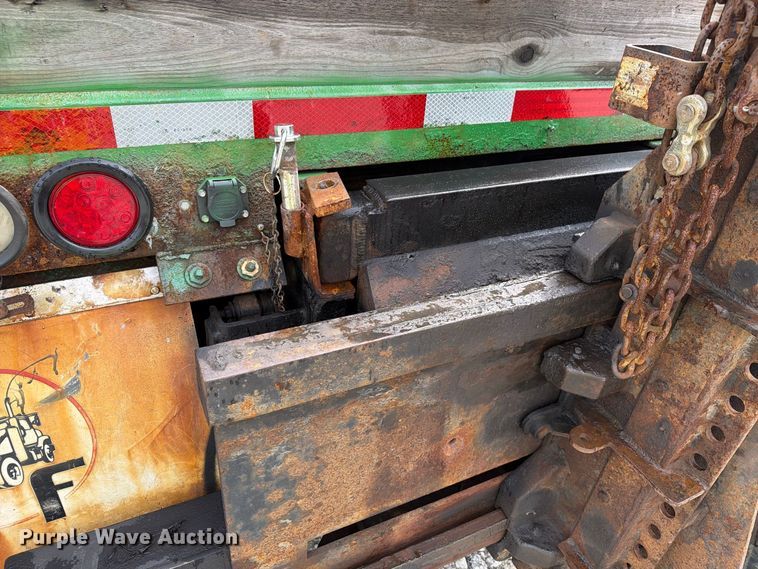 image for item YA4636 2017 International 8600 toter truck