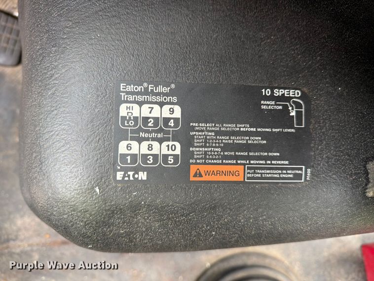 image for item YA4636 2017 International 8600 toter truck