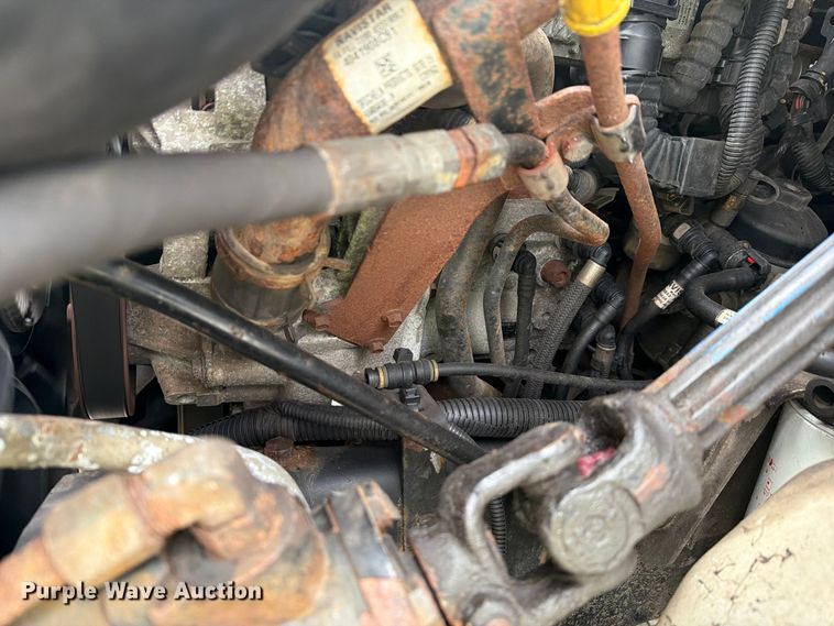 image for item YA4636 2017 International 8600 toter truck