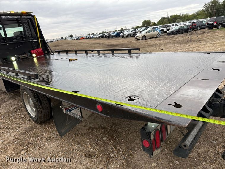 image for item YA4657 2020 Hino 258 rollback truck