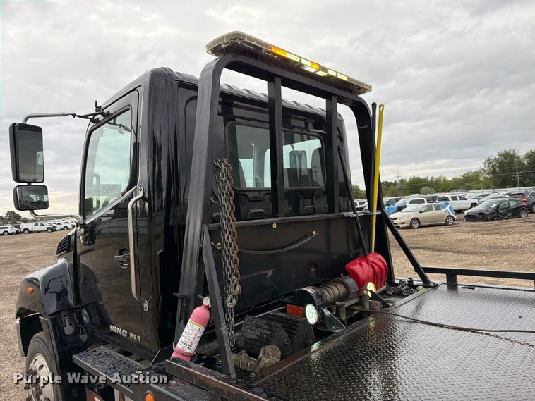 image for item YA4657 2020 Hino 258 rollback truck