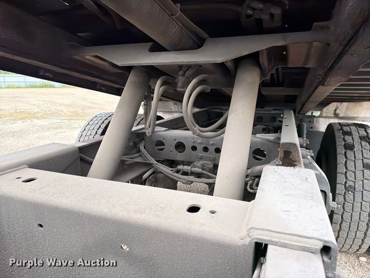 image for item YA4657 2020 Hino 258 rollback truck