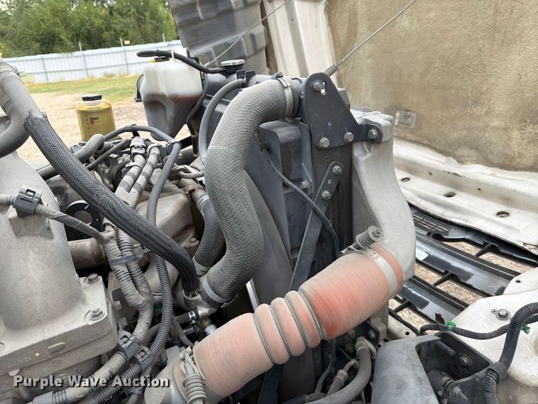 image for item YA4657 2020 Hino 258 rollback truck