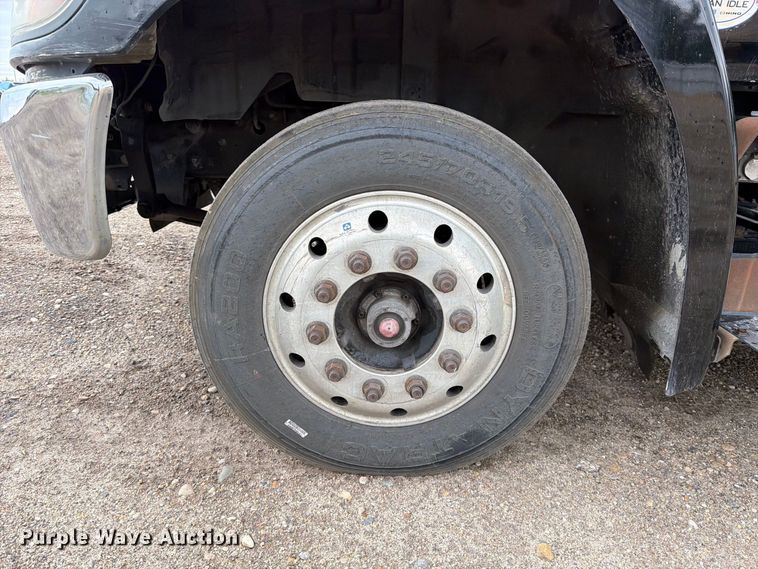 image for item YA4657 2020 Hino 258 rollback truck