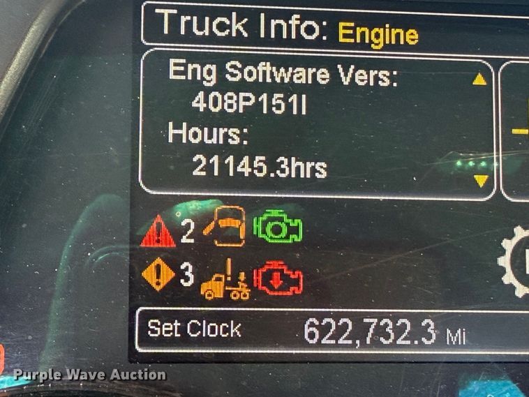 image for item YA4720 2016 Peterbilt 567 semi truck