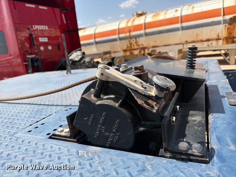image for item YA4746 2012 Landoll Corporation drop tilt deck equipment trailer