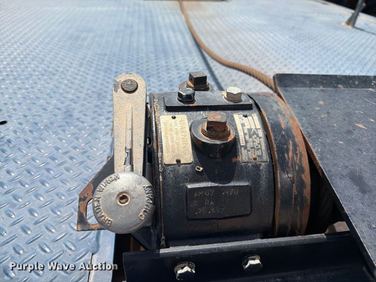 image for item YA4746 2012 Landoll Corporation drop tilt deck equipment trailer