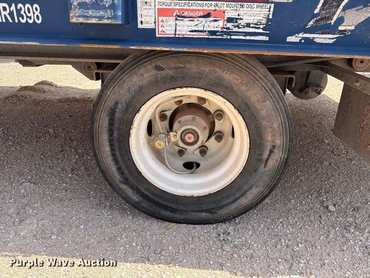 image for item YA4746 2012 Landoll Corporation drop tilt deck equipment trailer