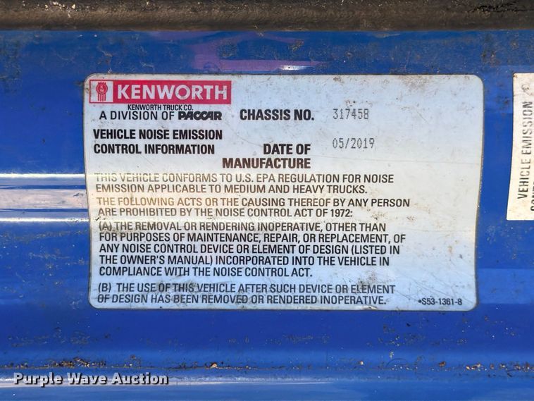 image for item YA4835 2020 Kenworth T680 semi truck