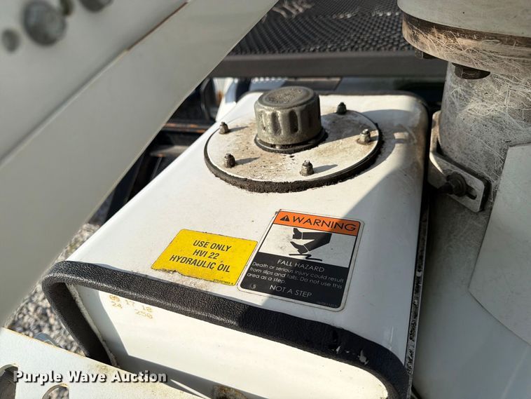image for item YA4883 2018 Ford F550 Super Duty bucket truck