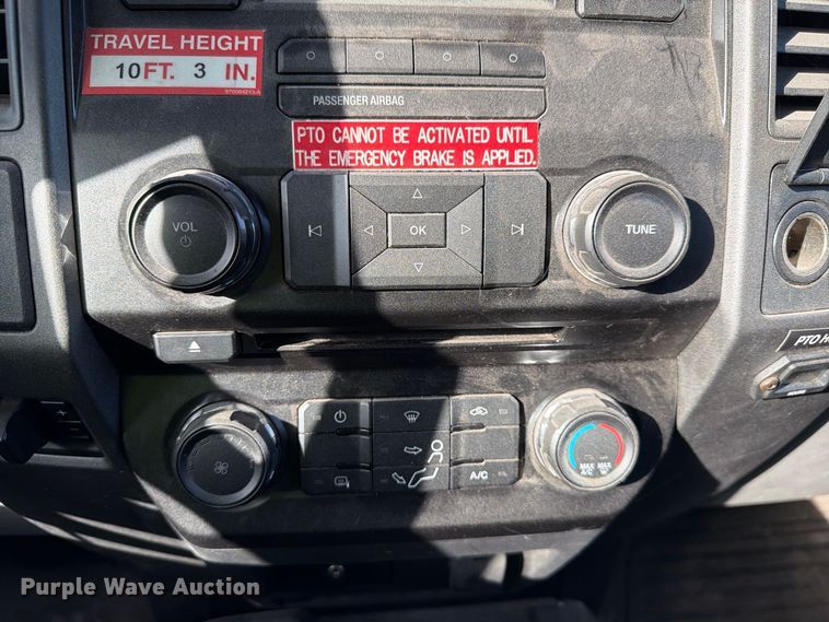 image for item YA4883 2018 Ford F550 Super Duty bucket truck