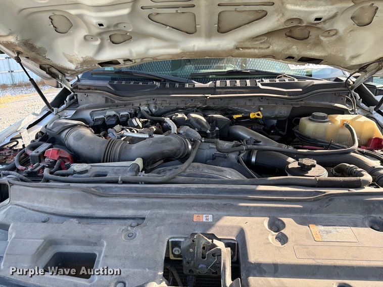 image for item YA4883 2018 Ford F550 Super Duty bucket truck