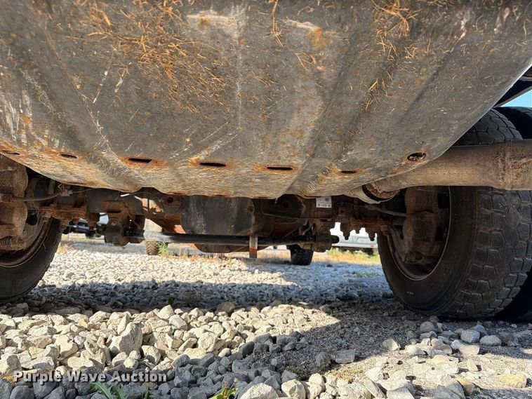 image for item YA4883 2018 Ford F550 Super Duty bucket truck