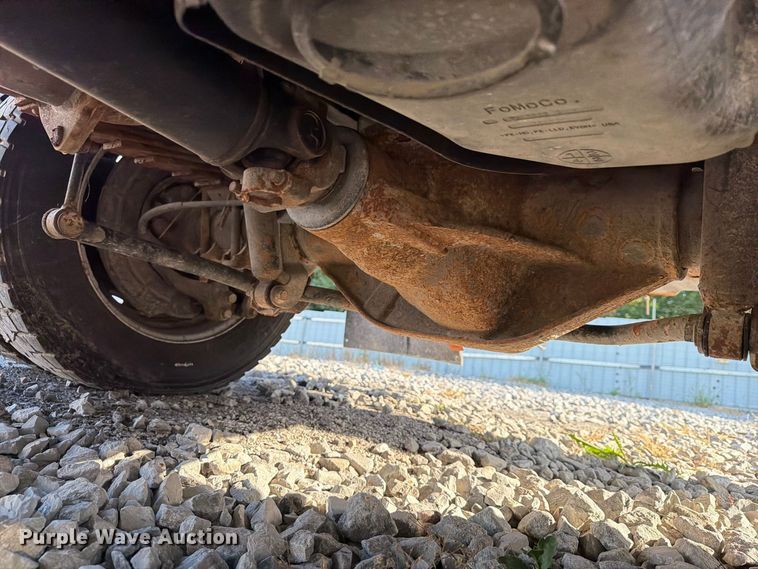 image for item YA4883 2018 Ford F550 Super Duty bucket truck