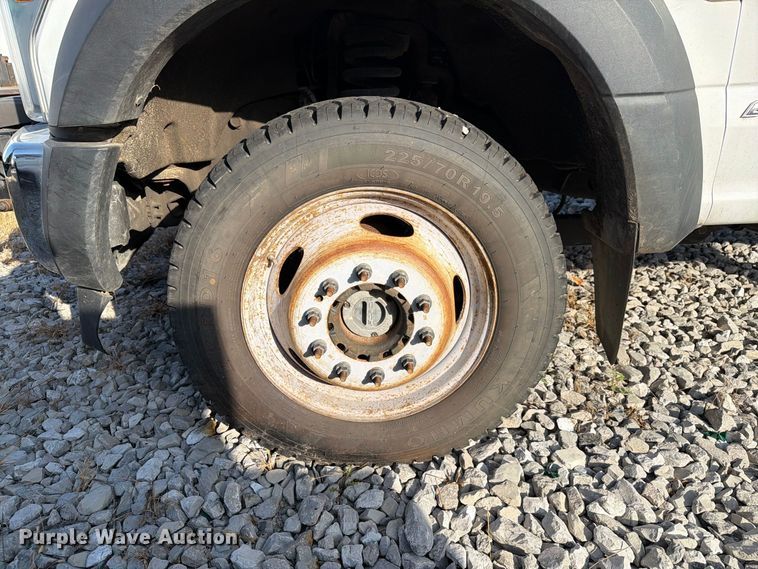 image for item YA4883 2018 Ford F550 Super Duty bucket truck
