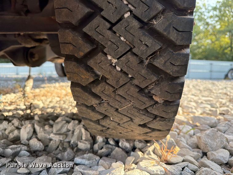 image for item YA4883 2018 Ford F550 Super Duty bucket truck