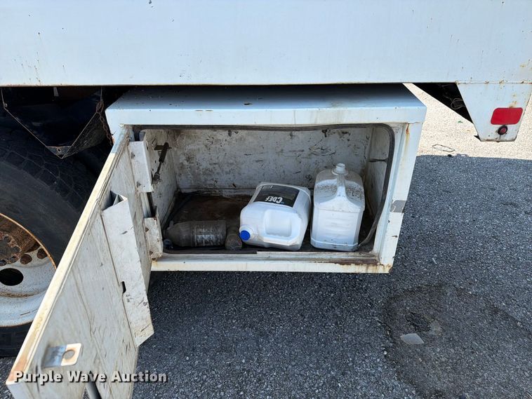 image for item YA4884 2015 Ford F750 Super Duty forestry bucket truck