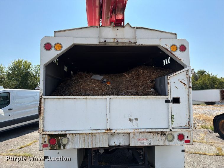 image for item YA4884 2015 Ford F750 Super Duty forestry bucket truck