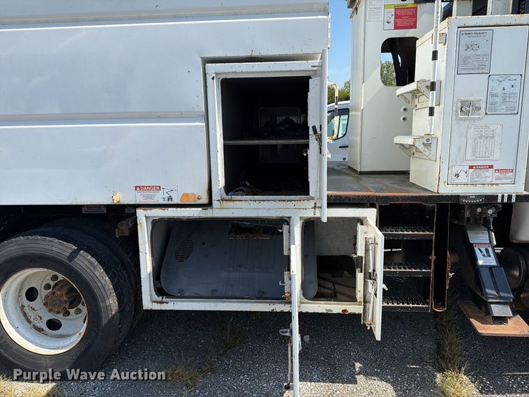 image for item YA4884 2015 Ford F750 Super Duty forestry bucket truck