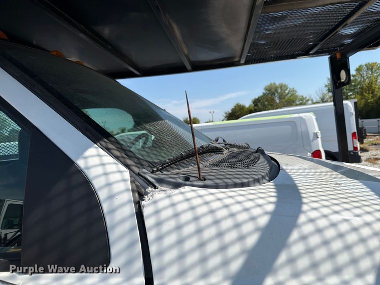 image for item YA4884 2015 Ford F750 Super Duty forestry bucket truck