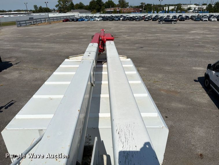 image for item YA4884 2015 Ford F750 Super Duty forestry bucket truck
