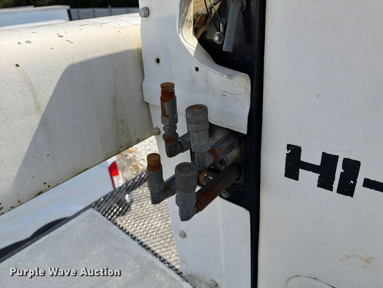 image for item YA4884 2015 Ford F750 Super Duty forestry bucket truck
