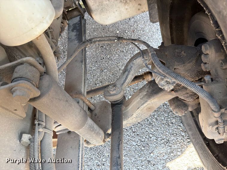 image for item YA4884 2015 Ford F750 Super Duty forestry bucket truck