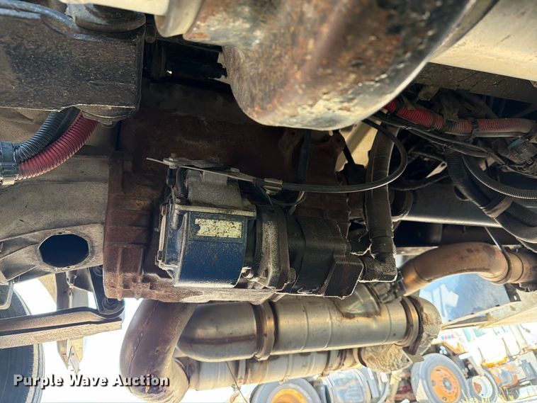 image for item YA4884 2015 Ford F750 Super Duty forestry bucket truck