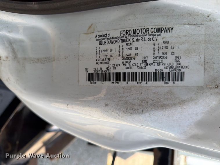 image for item YA4884 2015 Ford F750 Super Duty forestry bucket truck