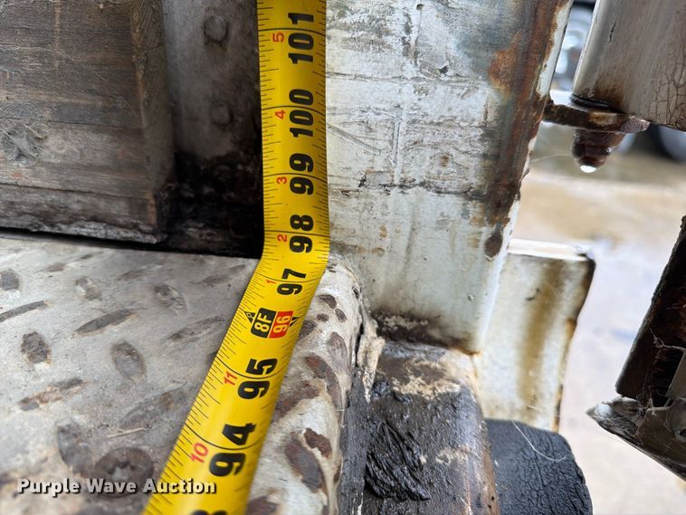 image for item YA5013 2000 Monon MA3-32-ST-53W dry van trailer