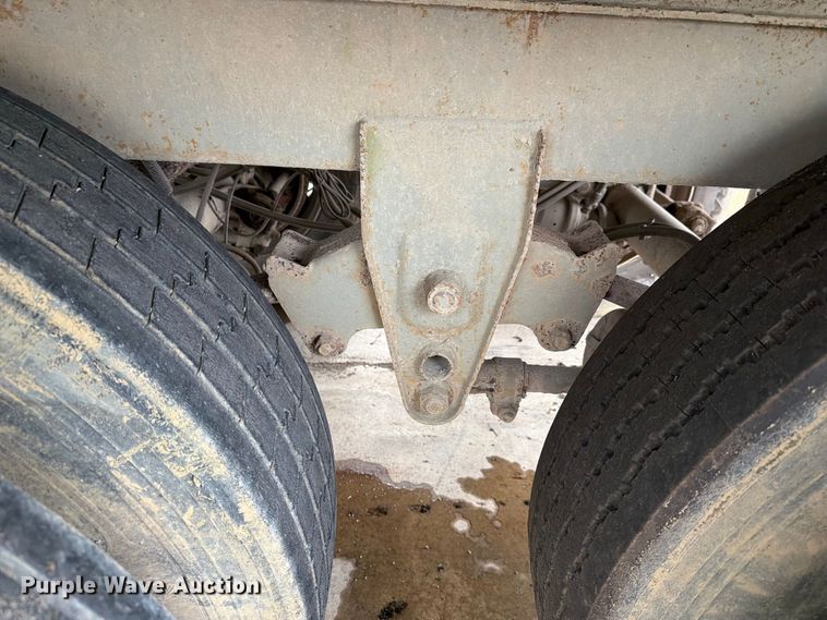 image for item YA5013 2000 Monon MA3-32-ST-53W dry van trailer