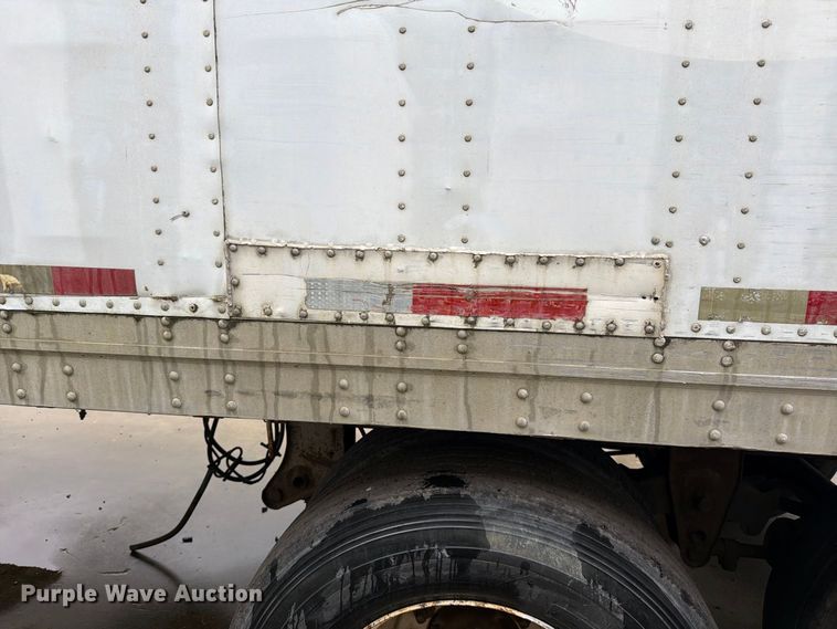 image for item YA5014 2000 Strick dry van trailer
