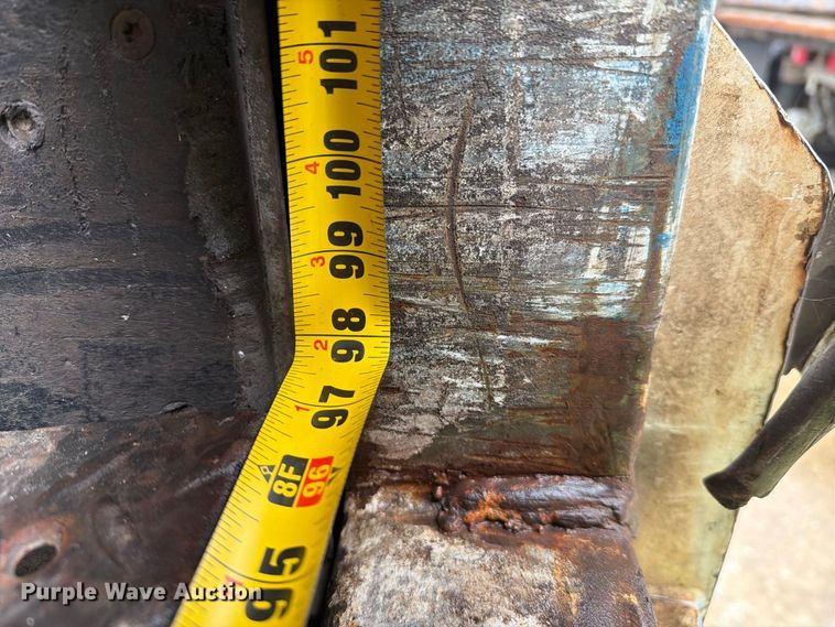 image for item YA5014 2000 Strick dry van trailer