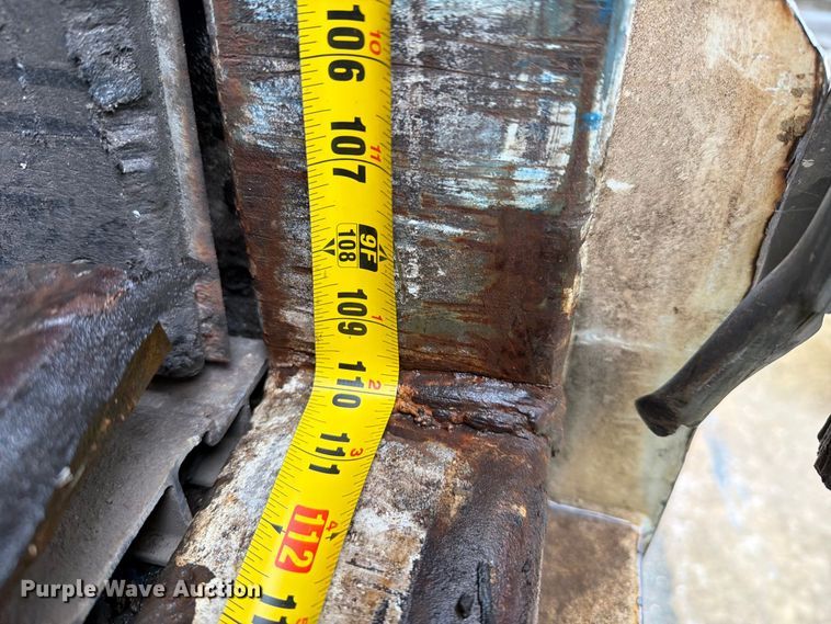 image for item YA5014 2000 Strick dry van trailer